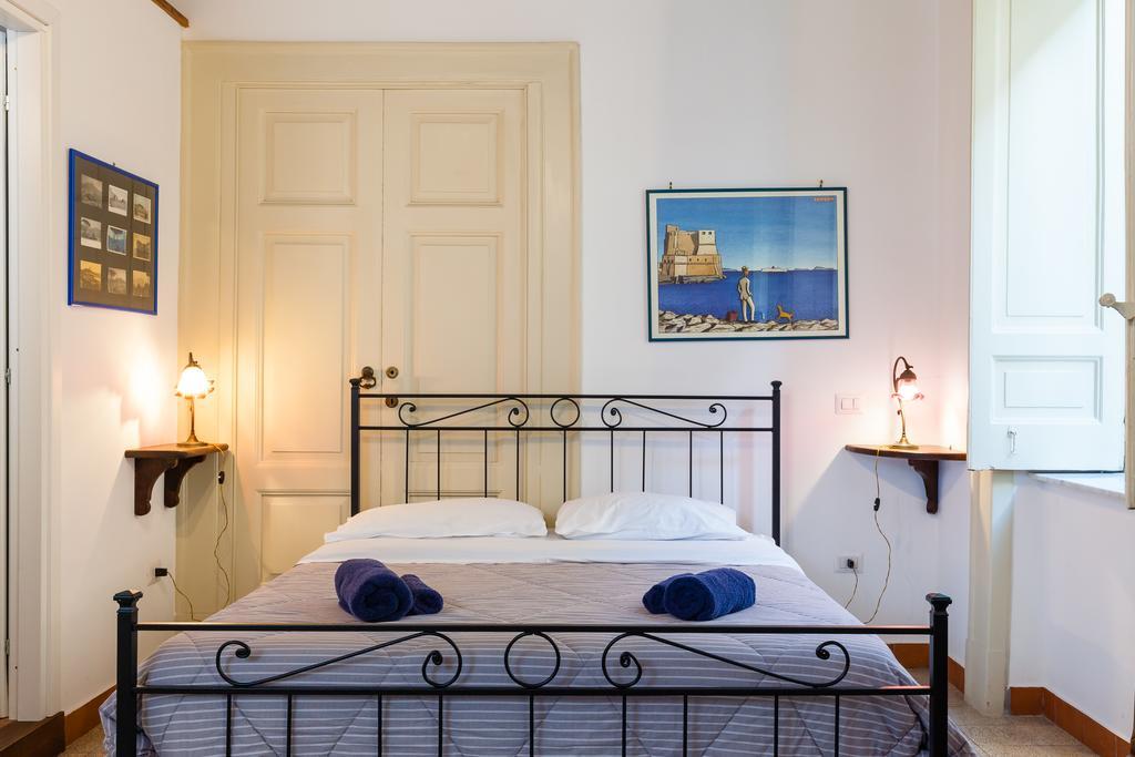 Don Pedro Rooms In The City Center Naples Extérieur photo