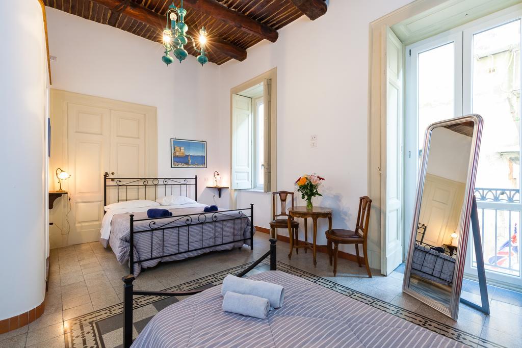 Don Pedro Rooms In The City Center Naples Extérieur photo