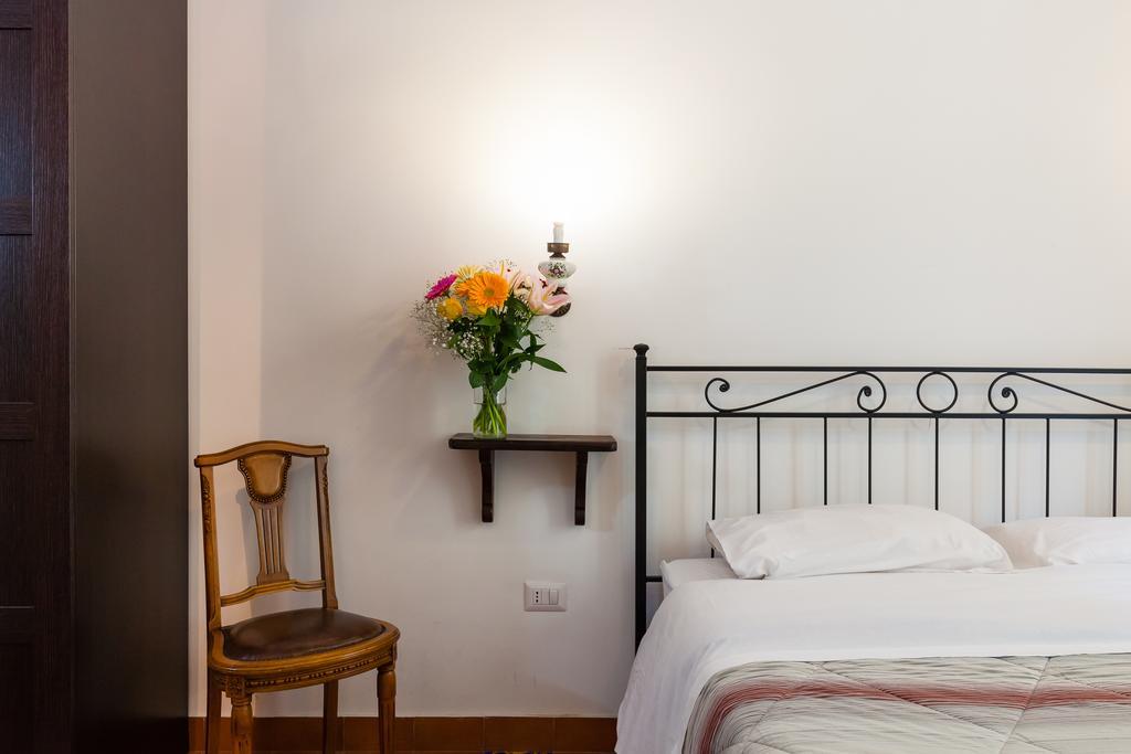 Don Pedro Rooms In The City Center Naples Extérieur photo