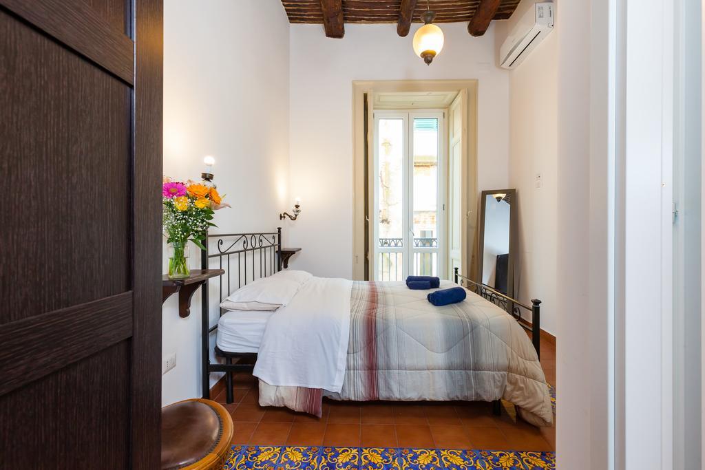 Don Pedro Rooms In The City Center Naples Extérieur photo